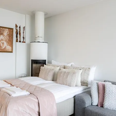 Spacious Penthouse *