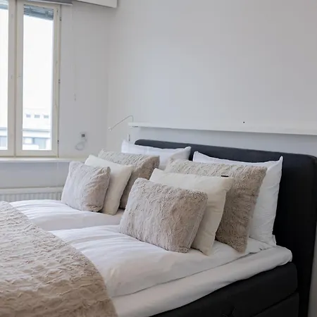 Spacious Penthouse *